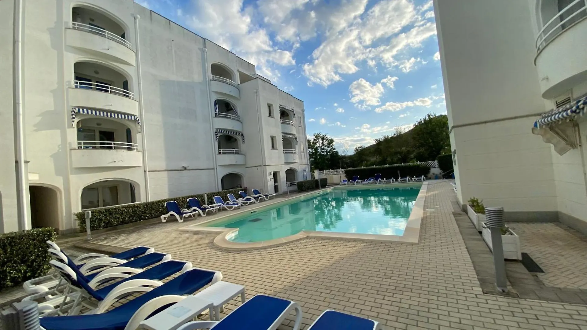 Salt Whisper - Salt Whisper - Bilocale Con Terrazzi E Piscina Apartment La Caletta 0*,  Italy